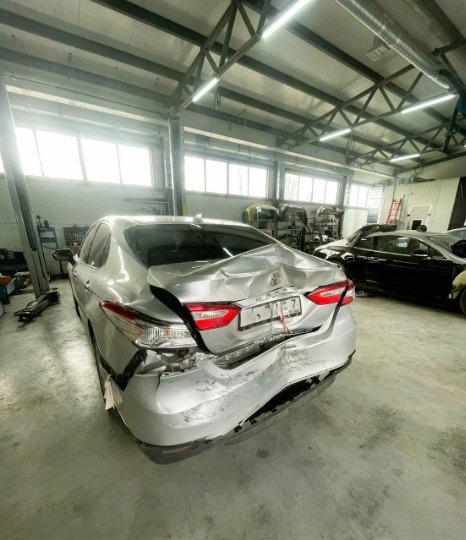 Toyota Camry — до